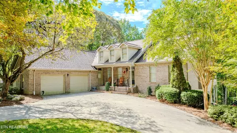 251 Quail Hollow Ln, Clinton, TN 37716