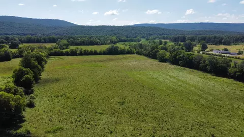 5600 Sr 50, Pelham, TN 37366