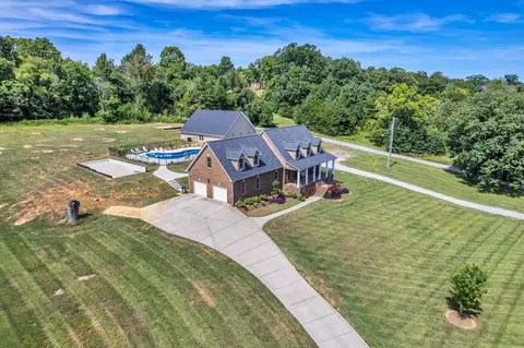 8920 Del Thomas Rd, Smyrna, TN 37167