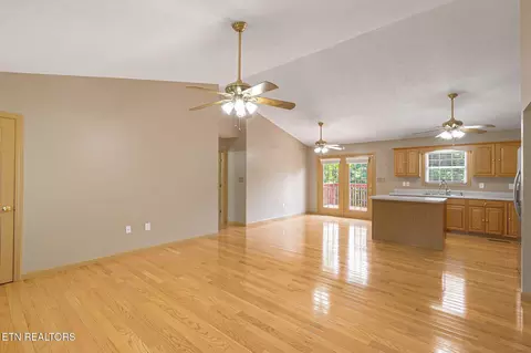 680 Ronald Dr, Talbott, TN 37877 photo 9