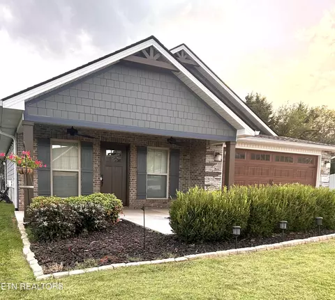 1412 Sally View Dr, Friendsville, TN 37737