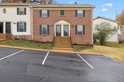 5720 Stone Brook Dr, Brentwood, TN 37027