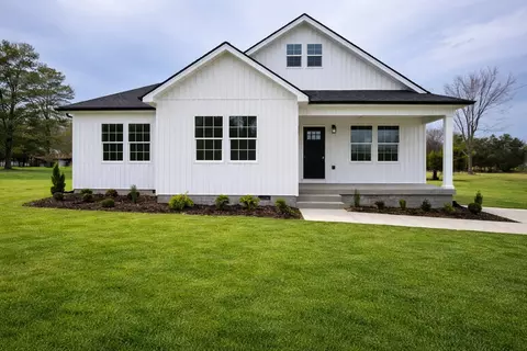 2714 Highway 48 S, Dickson, TN 37055