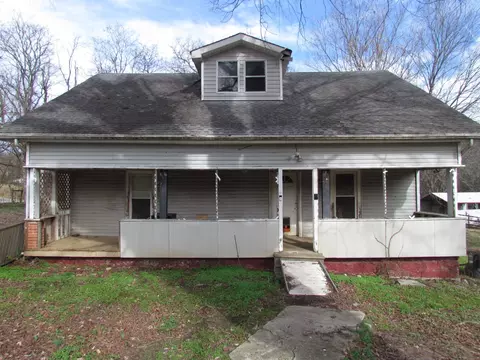 198 Lock Seven Ln, Carthage, TN 37030
