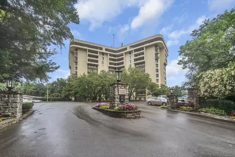 6666 Brookmont Ter #306, Nashville, TN 37205