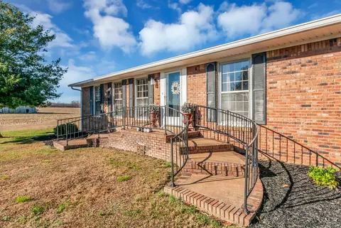Exterior - 104 Glendale Rd, Loretto, TN 38469 photo 2 of 14