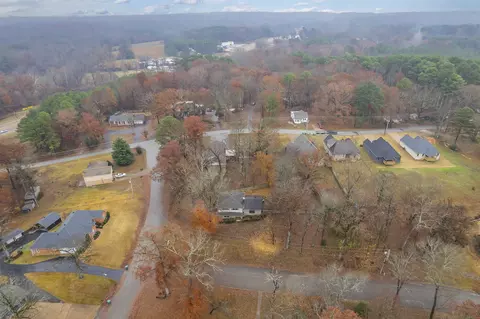 10 Pinecrest Dr, Jackson, TN 38301 photo 21
