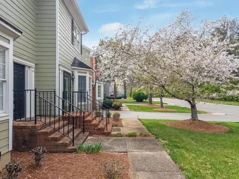 1298 Heritage Landing Dr, Chattanooga, TN 37405