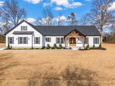 339 Heather Hts, Bradyville, TN 37026