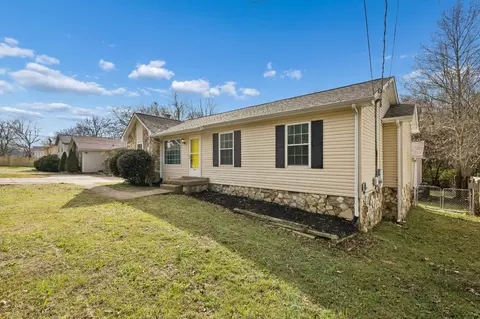 465 Rockwood Dr, Hermitage, TN 37076