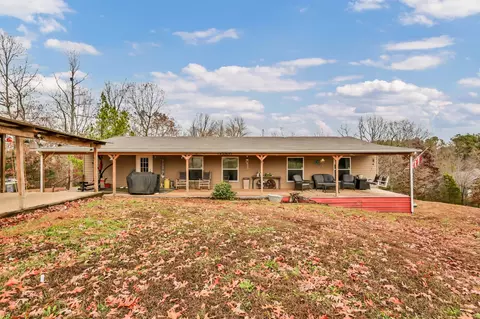 124 Old Lafayette Rd, Big Rock, TN 37023