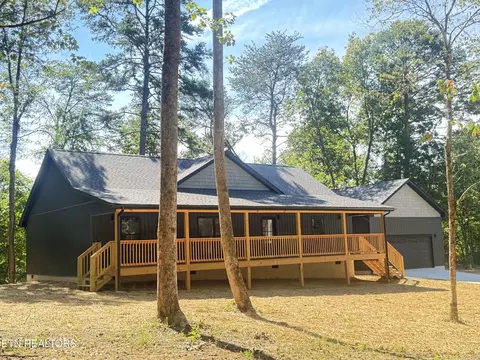 1400 Timber Tr, Newport, TN 37821