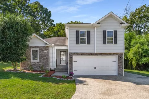 2321 Green Trails Ct, Antioch, TN 37013