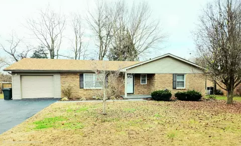 415 Linda Dr, Hopkinsville, KY 42240