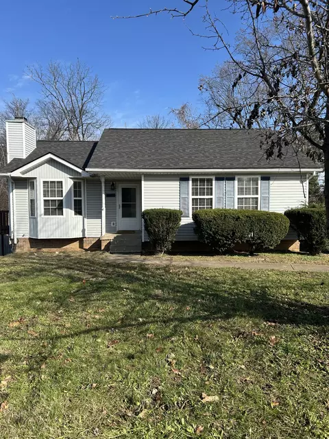 586 Somerset Ln, Clarksville, TN 37042