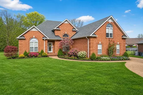 716 Scarlett Pl, Lebanon, TN 37087