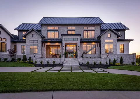 7010 Crews Ln, Brentwood, TN 37027