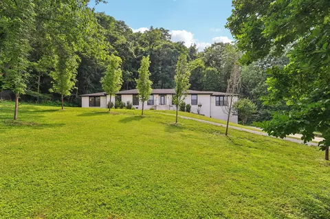 5527 Hillview Dr, Brentwood, TN 37027