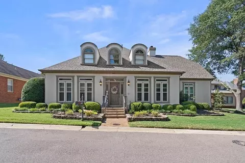 2497 Eagleridge Ln, Cordova, TN 38016
