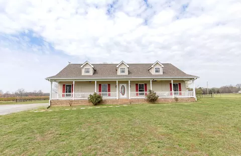 4616 Woodrow Wilson Rd, Springfield, TN 37172