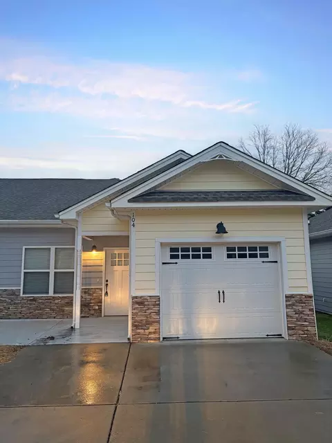 4470 Keith St NW #104, Cleveland, TN 37312