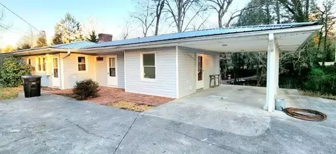 604 Lockmiller Blvd, Athens, TN 37303