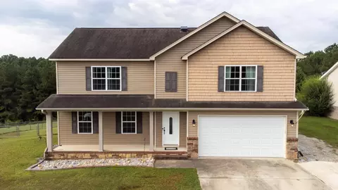 9883 Falcon Crest Dr, Ooltewah, TN 37363