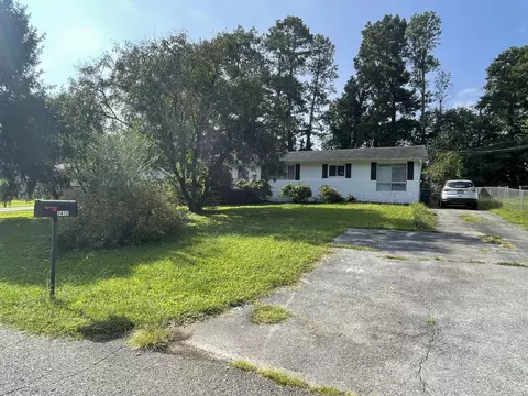 2412 Sunset Strip St, Hixson, TN 37343