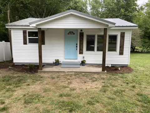 240 NE Dixie Dr, Cleveland, TN 37323