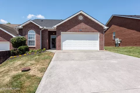1133 Harbin Ridge Ln #4, Knoxville, TN 37909