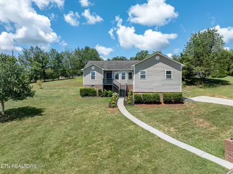 1407 Bethvale Dr, Greenback, TN 37742