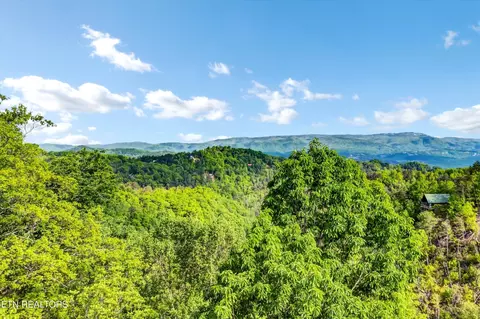27 Sugar Maple Loop Rd, Sevierville, TN 37862 photo 41