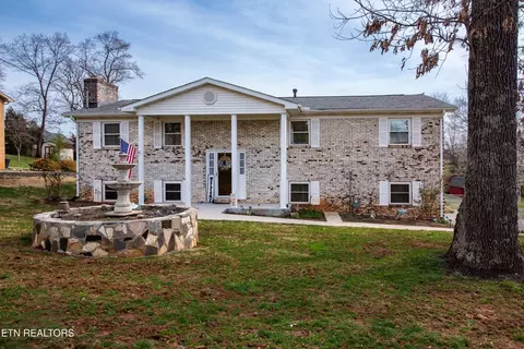 122 Swanee Dr, Maryville, TN 37804