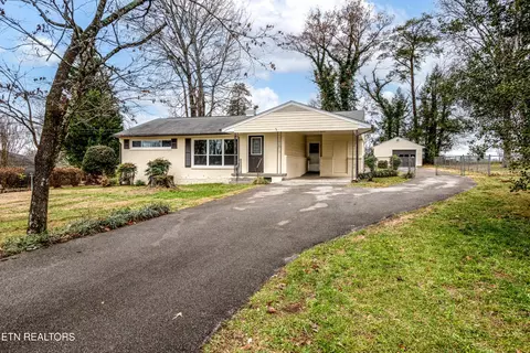 2357 Skyview Dr, Maryville, TN 37803