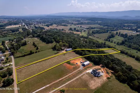 5302 Old Niles Ferry Rd, Maryville, TN 37801