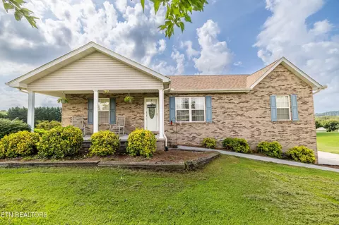225 John Bouldin Dr, Maryville, TN 37801