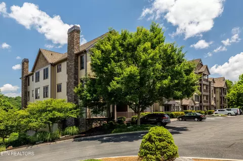 337 Centennial Bluff Blvd, Oak Ridge, TN 37830
