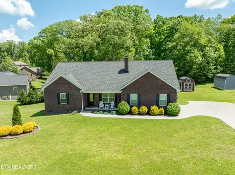 1303 Houston Springs Rd, Greenback, TN 37742