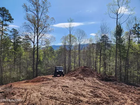 4827 Stump Rd, Maryville, TN 37803