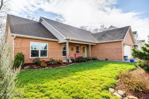 924 Elsborn Ridge Rd, Maryville, TN 37801