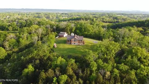 2998 Rocky Hollow Rd, Newport, TN 37821