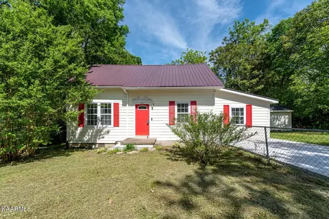 547 Murray Dr, Knoxville, TN 37912