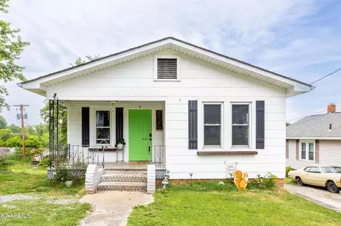 917 Cherokee St, Maryville, TN 37804