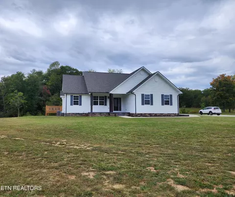 1196 Clay Hill Rd, Winfield, TN 37892
