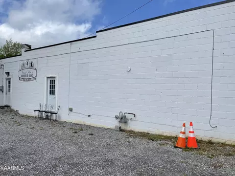 6708 Morganton Rd, Greenback, TN 37742 photo 9