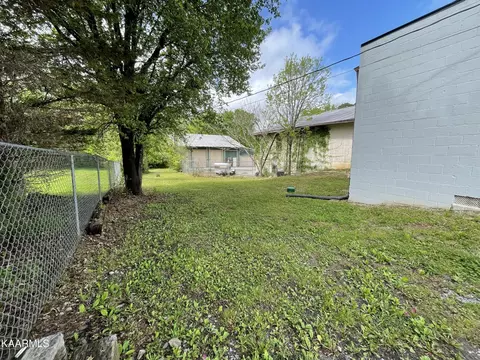 6708 Morganton Rd, Greenback, TN 37742 photo 11