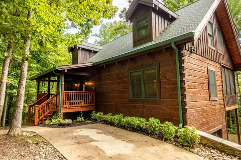 421 Mt John Loop Rd, Townsend, TN 37882 photo 2