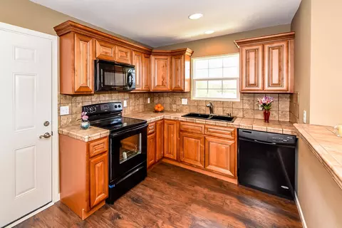 893 N Wright Rd, Alcoa, TN 37701 photo 5