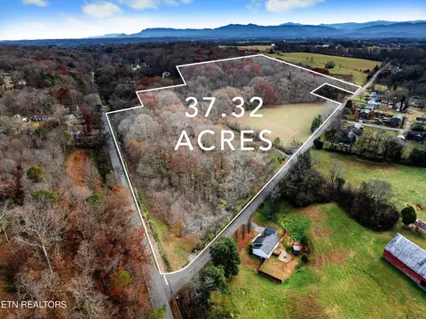 620 Johnson Rd, Maryville, TN 37804