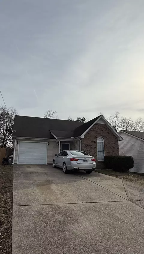 1057 Tom Hailey Blvd, La Vergne, TN 37086